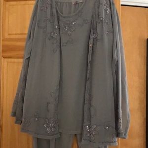 3 piece pant suit 100 percent polyester